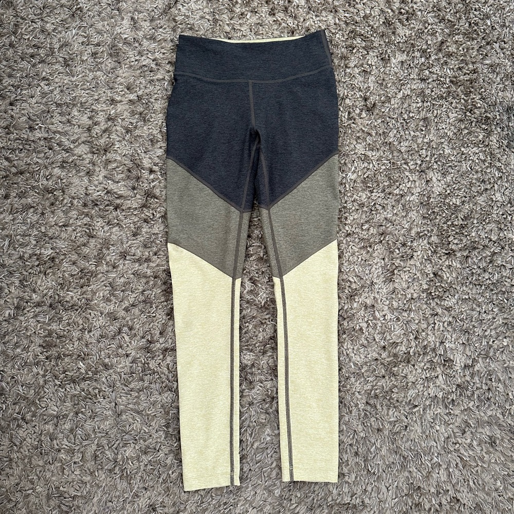 Outdoor Voices leggings